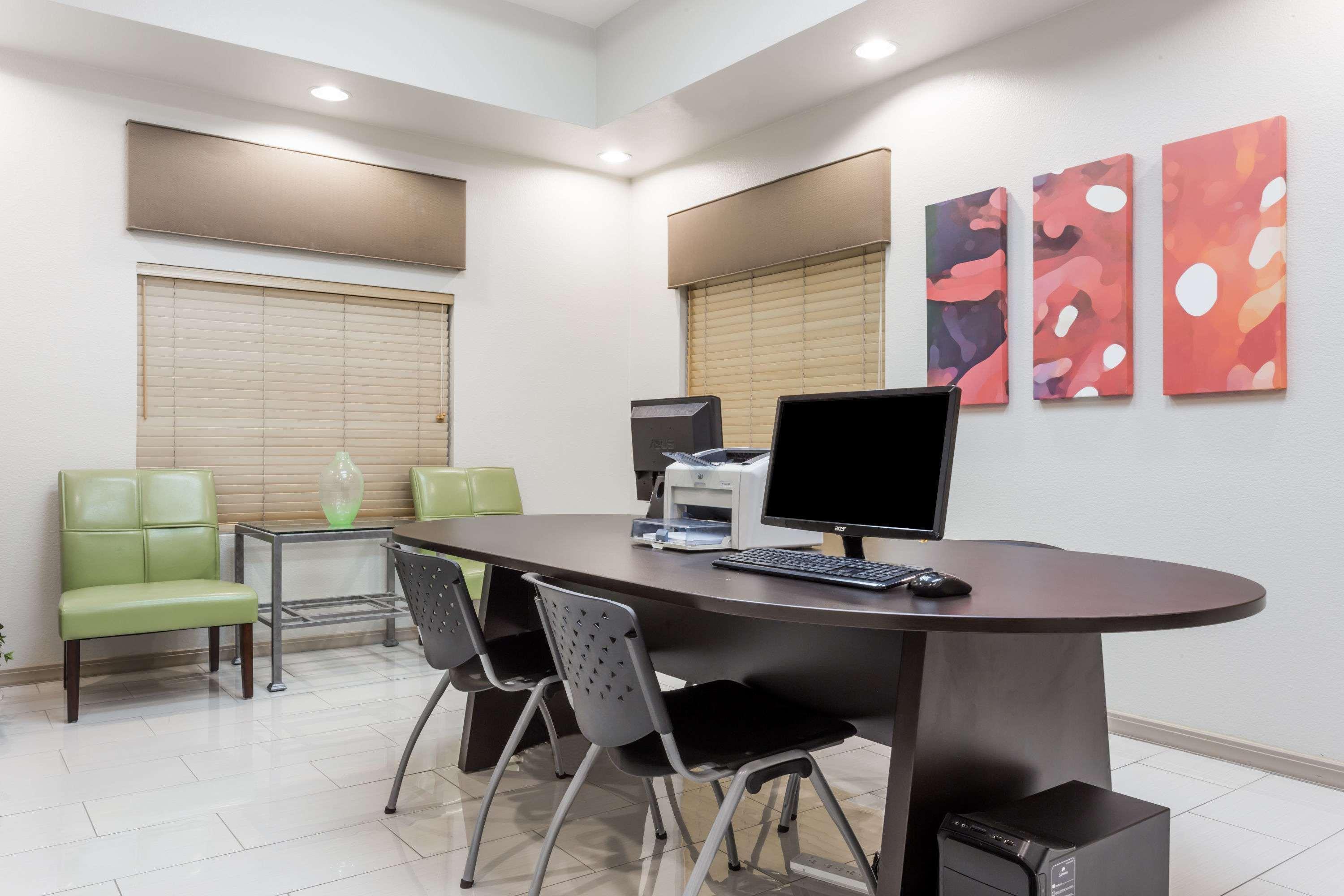Hawthorn Suites By Wyndham Chandler Eksteriør bilde